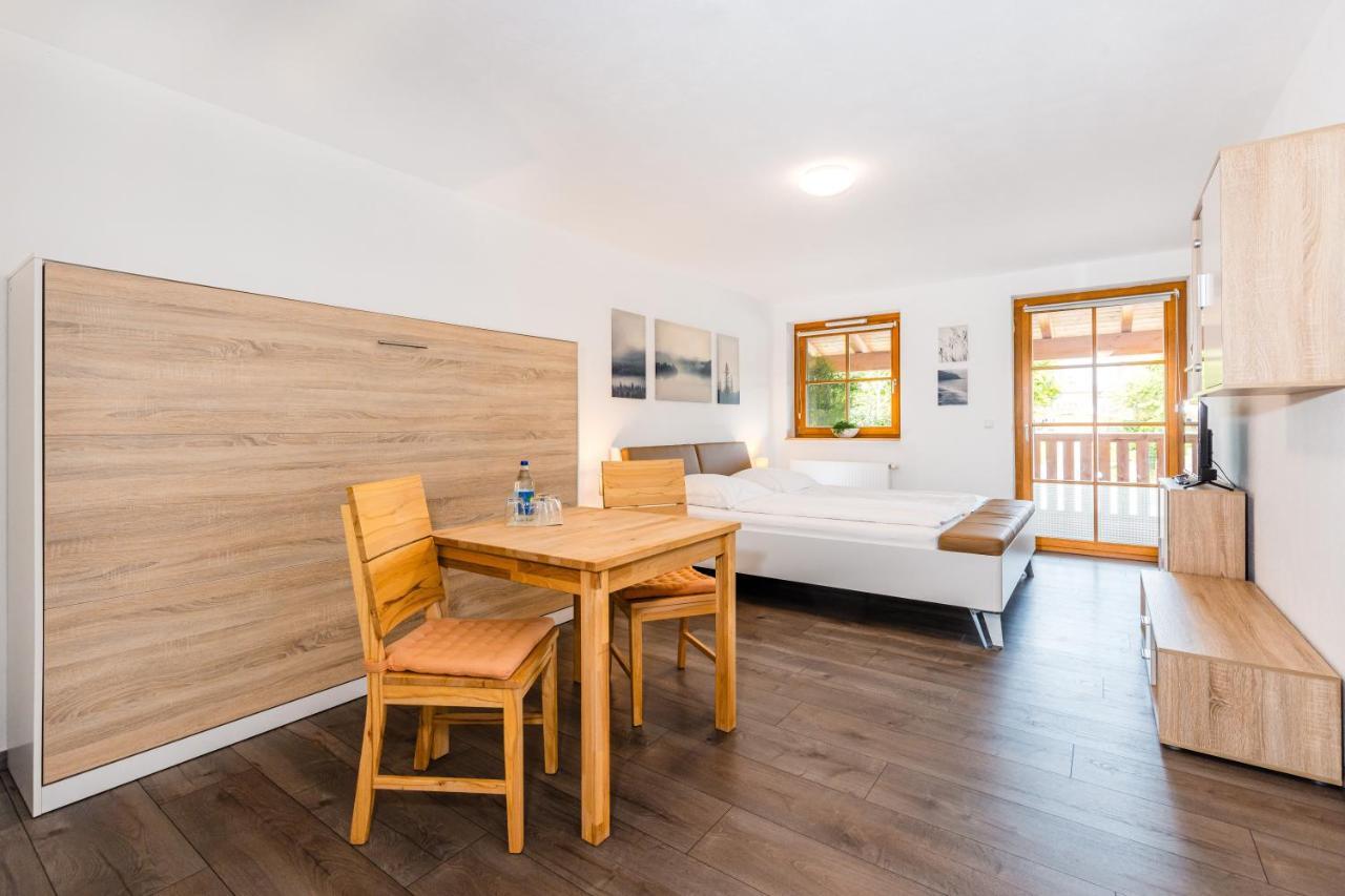 Der Bradler Bed & Breakfast Ebhausen Bagian luar foto