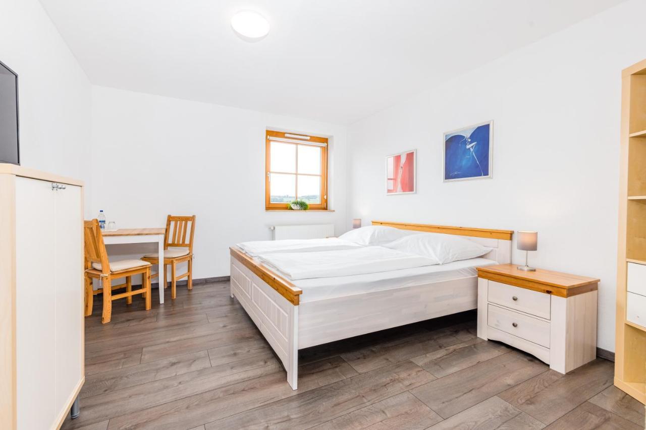 Der Bradler Bed & Breakfast Ebhausen Bagian luar foto
