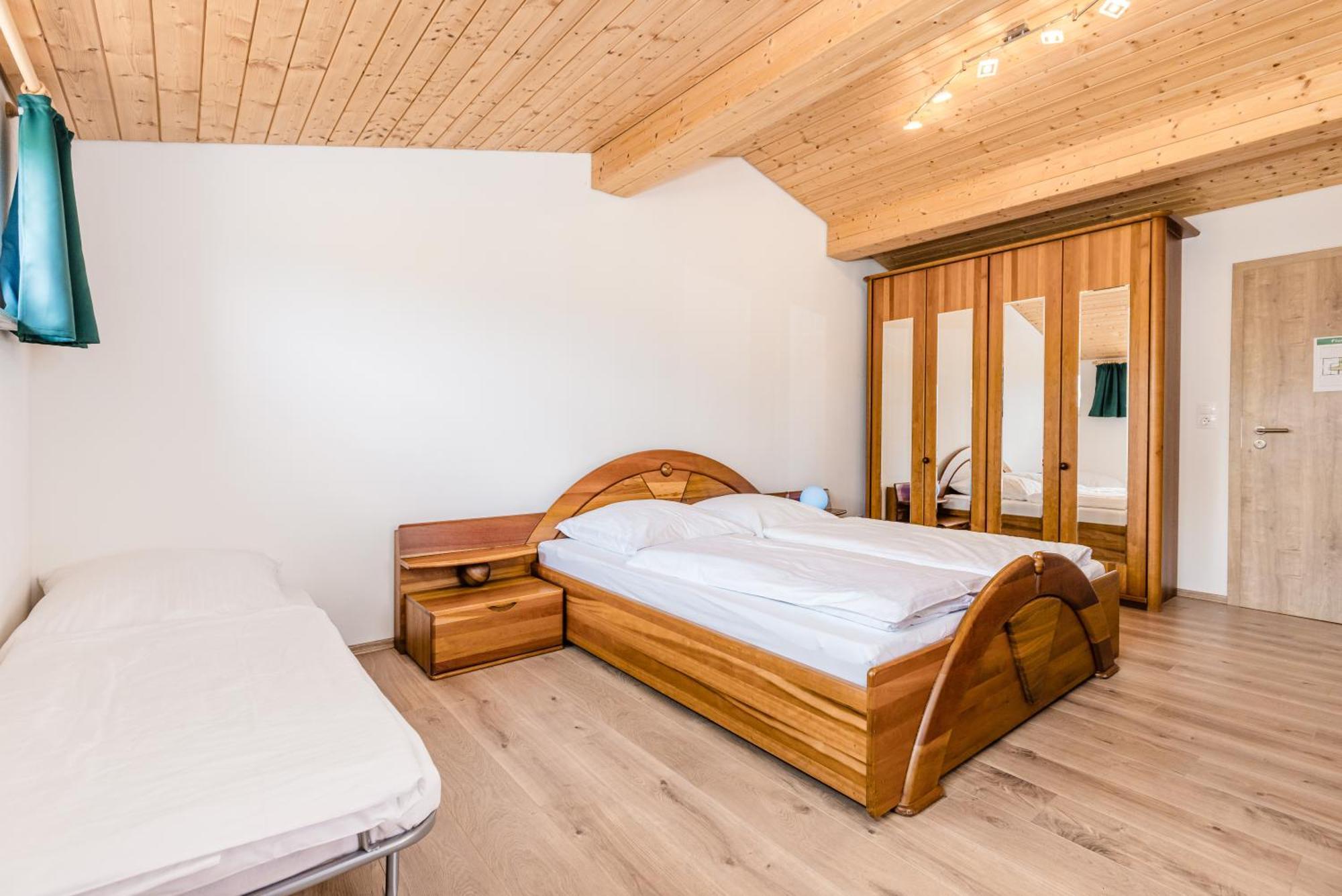 Der Bradler Bed & Breakfast Ebhausen Bagian luar foto
